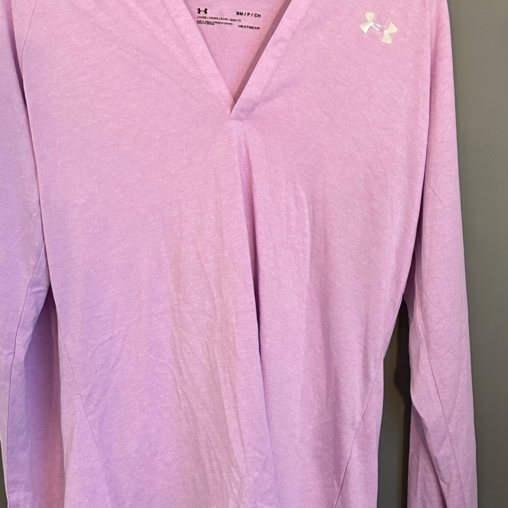 Under Armour V-Neck Loose Fit Hooded Tee